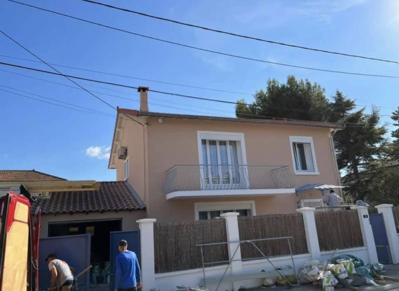 Réalisation d'un ravalement de façades en peinture sur 13009 Marseille