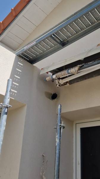 ravalement-de-facades-avec-ITE-en-fibre-de-bois-Marseille-photo-4-Facade-et-Cordes